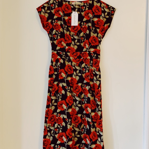 Hearts and Found Roses dress size small - Picture 3 of 4